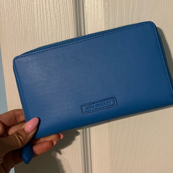 Vera Bradley Handbags - Vera Bradley accordion wallet